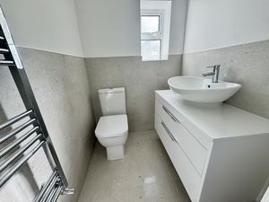 Cloakroom/WC- click for photo gallery